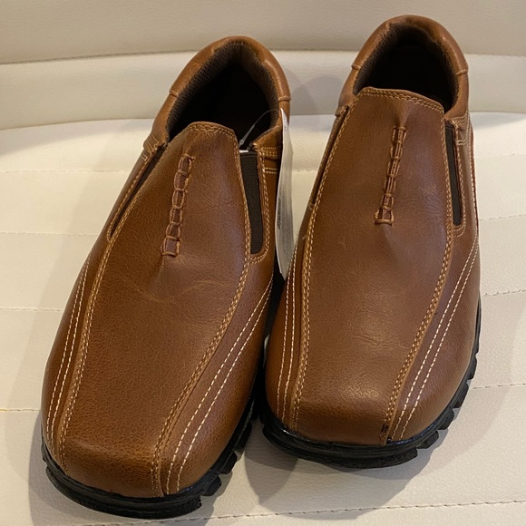 ❌❌❌SOLD Boys Brown Deer Stag Loafers. Brand New, with Tags! - Picture 2 of 7
